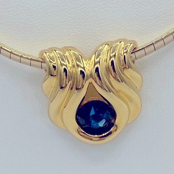Vintage Nolan Miller Gold Tone Necklace With Gold Tone Blue Sapphire Slide - Picture 4 of 13